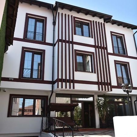 Prior Hotel Prizren Extérieur photo