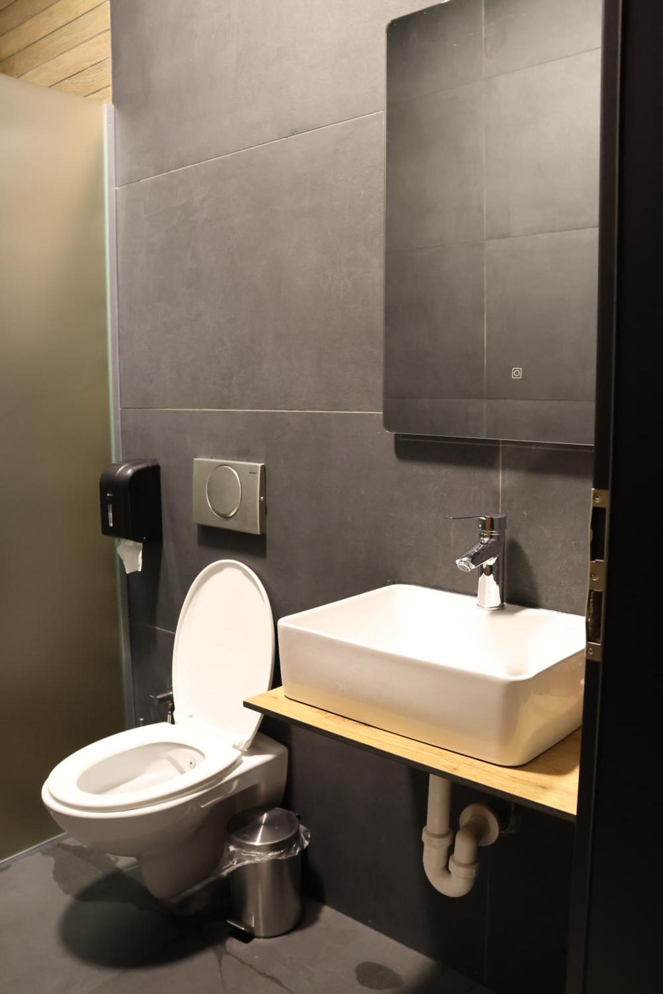Prior Hotel Prizren Extérieur photo